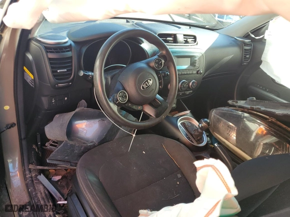 2014 Kia Soul with VIN KNDJN2A20E7070971, listed as a Copart auction lot 46454235 with 0 mi miles and Salvage Title. Bid and sale history available at carsss.com. Image 8.