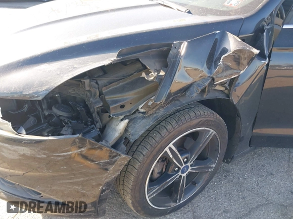 2013 Ford Fusion SE with VIN 3FA6P0HR5DR336439, listed as a IAAI auction lot 42065146 with 146,026 mi miles. Bid and sale history available at carsss.com. Image 6.