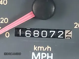 1997 Hyundai Accent z VIN KMHVF24N2VU365832, wystawiony jako IAAI lot #41549953 z przebiegiem 168 072 mil mil oraz . Historia ofert i sprzedaży dostępna na DreamBid. Obrazek 15.