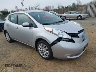 2016 Nissan LEAF S with VIN 1N4AZ0CP2GC301712, listed as a IAAI auction lot 41929753 with 67,265 mi miles. Bid and sale history available at carsss.com. Image 1.