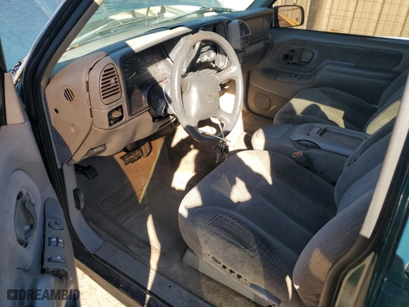 1998 Chevrolet Tahoe with VIN 3GNEK18R1WG135184, listed as a Copart auction lot 77635704 with 225,016 mi miles and Salvage Title. Bid and sale history available at carsss.com. Image 8.