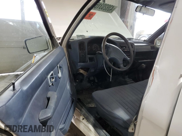 1994 Nissan Frontier с VIN 1N6SD11S5RC418985, выставлен на аукционе Copart как лот 43920315 с пробегом 134 122 миль миль и Списание • Salvage title. История ставок и продаж доступна на DreamBid. Изображение 8.