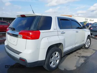 2011 GMC Terrain SLE-1 z VIN 2CTALMEC1B6216136, wystawiony jako IAAI lot #41108001 z przebiegiem 204 311 mil mil oraz . Historia ofert i sprzedaży dostępna na DreamBid. Obrazek 4.