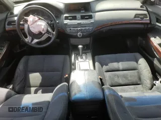 2010 Honda Crosstour EX z VIN 5J6TF1H39AL012271, wystawiony jako Copart lot #56226655 z przebiegiem Nie podano mil oraz Szkody całkowita. Historia ofert i sprzedaży dostępna na DreamBid. Obrazek 8.