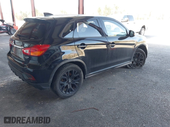 2019 Mitsubishi Outlander ES z VIN JA4AR3AU1KU022236, wystawiony jako IAAI lot #42070526 z przebiegiem 121 890 mil mil oraz . Historia ofert i sprzedaży dostępna na DreamBid. Obrazek 4.