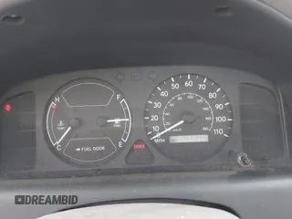 1999 Chevrolet Prizm z VIN 1Y1SK5281XZ427093, wystawiony jako IAAI lot #42251187 z przebiegiem 265 955 mil mil oraz . Historia ofert i sprzedaży dostępna na DreamBid. Obrazek 7.