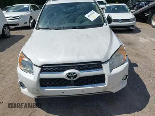 2010 Toyota RAV4 Limited с VIN 2T3DF4DV5AW078686, выставлен на аукционе IAAI как лот 42650924 с пробегом 200 491 миль миль и . История ставок и продаж доступна на DreamBid. Изображение 6.