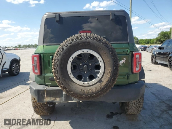 2023 Ford Bronco z VIN 1FMDE5CP1PLB73958, wystawiony jako Copart lot #58026345 z przebiegiem Nie podano mil oraz Szkoda całkowita • Salvage title. Historia ofert i sprzedaży dostępna na DreamBid. Obrazek 6.