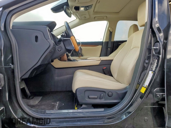 2021 Lexus RX 350 with VIN 2T2HZMAAXMC193823, listed as a Copart auction lot 57467815 with 32,819 mi miles and Salvage title. Bid and sale history available at DreamBid. Image 7.