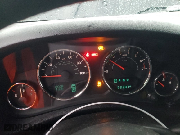 2017 Jeep Wrangler Unlimited Rubicon Recon z VIN 1C4HJWFG8HL581524, wystawiony jako Copart lot #81304384 z przebiegiem 53 287 mil mil oraz Szkoda całkowita • Salvage title. Historia ofert i sprzedaży dostępna na DreamBid. Obrazek 9.