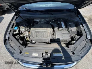 2022 Volkswagen Tiguan SE R-Line Black with VIN 3VVCB7AX3NM131, listed as a Copart auction lot 57200955 with 192,171 mi miles and Clean title. Bid and sale history available at DreamBid. Image 7.