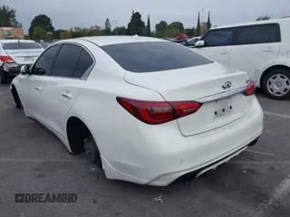 2018 Infiniti Q50 3.0t LUXE with VIN JN1EV7AP2JM363487, listed as a IAAI auction lot 40621618 with 125,508 mi miles. Bid and sale history available at carsss.com. Image 3.