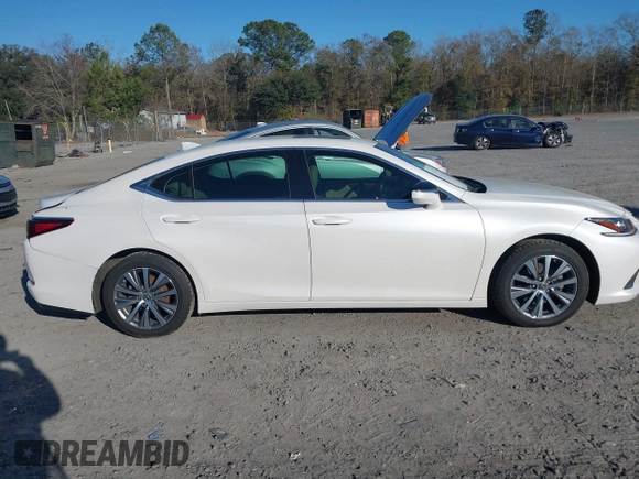 2020 Lexus ES with VIN 58ADZ1B11LU076606, listed as a IAAI auction lot 41274145 with 93,074 mi miles. Bid and sale history available at carsss.com. Image 13.