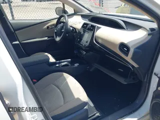 2017 Toyota Prius Two with VIN JTDKBRFU7H3027711, listed as a IAAI auction lot 42308949 with 178,858 mi miles and . Bid and sale history available at DreamBid. Image 5.