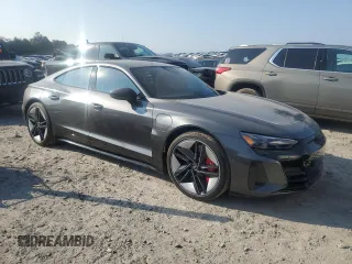 2022 Audi RS e-tron GT z VIN WAUAHBFW6N7904693, wystawiony jako Copart lot #72273784 z przebiegiem 10 180 mil mil oraz Szkody całkowita. Historia ofert i sprzedaży dostępna na DreamBid. Obrazek 4.