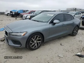 2019 Volvo S60 Momentum with VIN 7JR102FK0KG010984, listed as a Copart auction lot 52284975 with 156,569 mi miles and Clean title. Bid and sale history available at DreamBid. Image 1.