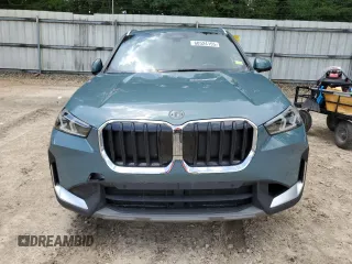 2023 BMW X1 xDrive28i с VIN WBX73EF01P5X46824, выставлен на аукционе Copart как лот 60524155 с пробегом 59 957 миль миль и Чистый • Clean title. История ставок и продаж доступна на DreamBid. Изображение 5.