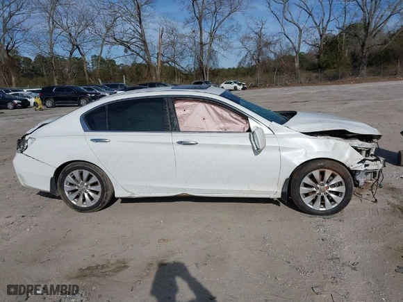 2014 Honda Accord Sedan EX-L with VIN 1HGCR2F88EA203751, listed as a IAAI auction lot 41608367 with 143,025 mi miles. Bid and sale history available at carsss.com. Image 13.
