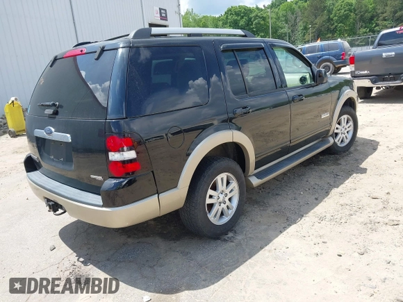 2006 Ford Explorer Eddie Bauer z VIN 1FMEU74E66UB42956, wystawiony jako IAAI lot #42143435 z przebiegiem 249 000 mil mil oraz . Historia ofert i sprzedaży dostępna na DreamBid. Obrazek 4.