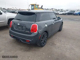 2014 MINI Cooper Hardtop S with VIN WMWXM7C51ET926588, listed as a IAAI auction lot 41808120 with NaN miles. Bid and sale history available at carsss.com. Image 4.