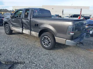 2005 Ford F-150 XLT with VIN 1FTPX12505NB28550, listed as a IAAI auction lot 41381125 with 248,711 mi miles. Bid and sale history available at carsss.com. Image 3.