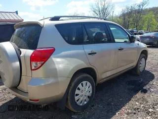 2006 Toyota RAV4 with VIN JTMZD33V866004405, listed as a IAAI auction lot 42090377 with 132,232 mi miles. Bid and sale history available at carsss.com. Image 4.