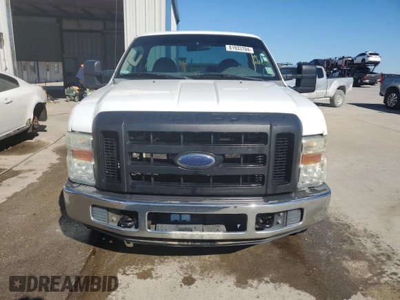 2010 Ford F-250 with VIN 1FTNF2A53AEB12824, listed as a Copart auction lot 81933704 with 210,425 mi miles and Salvage title. Bid and sale history available at DreamBid. Image 5.