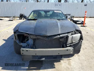 2010 Chevrolet Camaro 2SS z VIN 2G1FT1EW1A9133855, wystawiony jako Copart lot #49409505 z przebiegiem 115 651 mil mil oraz Szkody całkowita. Historia ofert i sprzedaży dostępna na DreamBid. Obrazek 5.