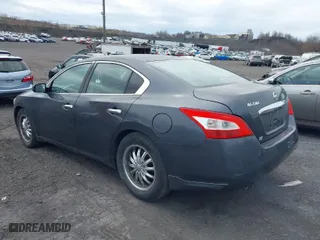 2009 Nissan Maxima 3.5 SV w/Sport Pkg with VIN 1N4AA51E19C853520, listed as a IAAI auction lot 41972778 with 172,981 mi miles. Bid and sale history available at carsss.com. Image 3.