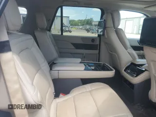 2019 Lincoln Navigator Reserve z VIN 5LMJJ3LT6KEL07874, wystawiony jako Copart lot #63613023 z przebiegiem 82 077 mil mil oraz . Historia ofert i sprzedaży dostępna na DreamBid. Obrazek 11.