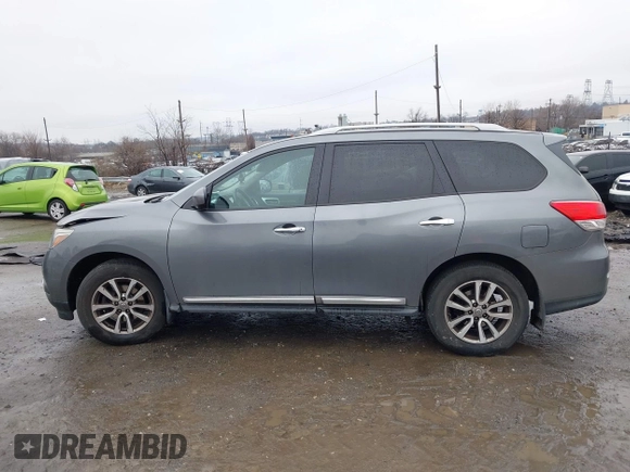 2015 Nissan Pathfinder SL z VIN 5N1AR2MM1FC720641, wystawiony jako IAAI lot #41508533 z przebiegiem 109 661 mil mil oraz . Historia ofert i sprzedaży dostępna na DreamBid. Obrazek 14.