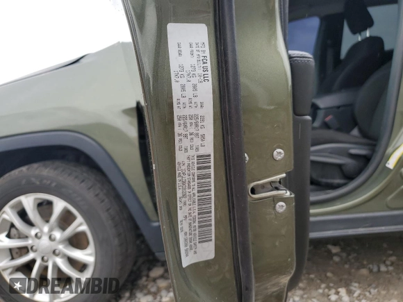 2019 Jeep Cherokee Latitude z VIN 1C4PJLCB6KD312362, wystawiony jako Copart lot #55331535 z przebiegiem 143 250 mil mil oraz Szkoda całkowita • Salvage title. Historia ofert i sprzedaży dostępna na DreamBid. Obrazek 13.