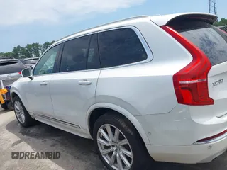 2016 Volvo XC90 T6 Inscription with VIN YV4A22PLXG1015164, listed as a IAAI auction lot 42592321 with 148,132 mi miles and . Bid and sale history available at DreamBid. Image 14.