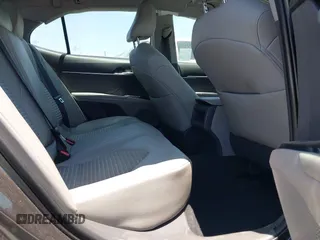 2019 Toyota Camry LE z VIN 4T1B11HK5KU833141, wystawiony jako IAAI lot #42489827 z przebiegiem 24 258 mil mil oraz . Historia ofert i sprzedaży dostępna na DreamBid. Obrazek 8.
