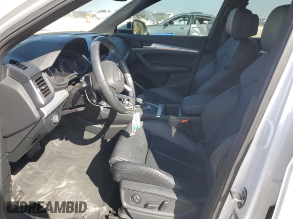 2020 Audi Q5 Premium z VIN WA1ANAFYXL2108850, wystawiony jako Copart lot #50569415 z przebiegiem 46 362 mil mil oraz Szkoda całkowita • Salvage title. Historia ofert i sprzedaży dostępna na DreamBid. Obrazek 7.