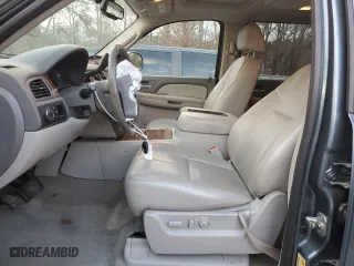 2008 Chevrolet Avalanche LS with VIN 3GNEC12078G124913, listed as a Copart auction lot 83841964 with 211,148 mi miles and Salvage Title. Bid and sale history available at carsss.com. Image 7.