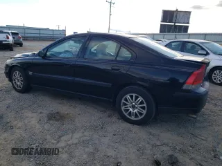 2004 Volvo S60 with VIN YV1RS61T742339081, listed as a Copart auction lot 82175424 with 142,821 mi miles and Clean Title. Bid and sale history available at carsss.com. Image 2.