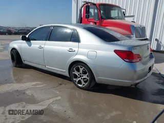 2007 Toyota Avalon XL with VIN 4T1BK36BX7U170894, listed as a IAAI auction lot 41778952 with 161,117 mi miles. Bid and sale history available at carsss.com. Image 3.