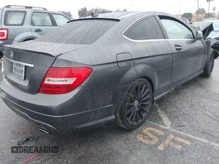 2013 Mercedes-Benz C 350 with VIN WDDGJ5HBXDF958795, listed as a IAAI auction lot 41916177 with 182,734 mi miles and . Bid and sale history available at carsss.com. Image 4.