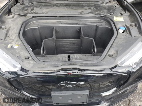 2021 Ford Mustang Mach-E Premium с VIN 3FMTK3RM1MMA04572, выставлен на аукционе Copart как лот 60127765 с пробегом 59 915 миль миль и Списание • Salvage title. История ставок и продаж доступна на DreamBid. Изображение 11.