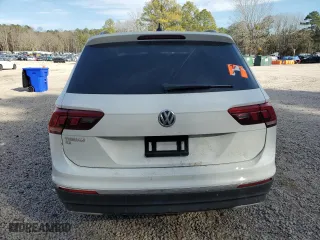 2020 Volkswagen Tiguan SE with VIN 3VV3B7AX3LM144530, listed as a Copart auction lot 46449705 with 33,487 mi miles and Salvage Title. Bid and sale history available at carsss.com. Image 6.