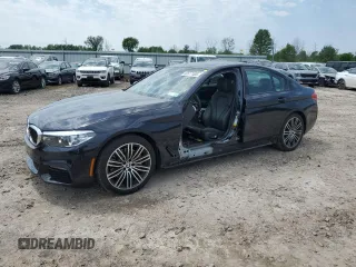 2019 BMW 5 Series 540i xDrive z VIN WBAJE7C55KWD55834, wystawiony jako Copart lot #60517465 z przebiegiem 58 463 mil mil oraz Szkoda całkowita • Salvage title. Historia ofert i sprzedaży dostępna na DreamBid. Obrazek 1.