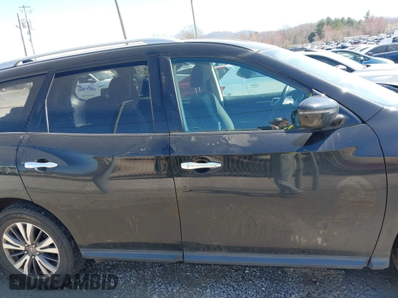 2019 Nissan Pathfinder SV z VIN 5N1DR2MMXKC578779, wystawiony jako IAAI lot #41767421 z przebiegiem 121 985 mil mil oraz . Historia ofert i sprzedaży dostępna na DreamBid. Obrazek 13.