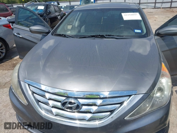 2013 Hyundai Sonata Limited with VIN 5NPEC4AC3DH683978, listed as a IAAI auction lot 42194847 with 138,995 mi miles and . Bid and sale history available at DreamBid. Image 6.