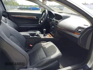2013 Mercedes-Benz E 350 with VIN WDDKJ5KB3DF199684, listed as a IAAI auction lot 42160900 with 134,811 mi miles and . Bid and sale history available at DreamBid. Image 5.
