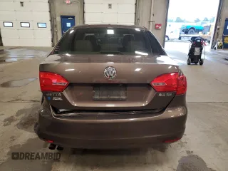 2011 Volkswagen Jetta SE with VIN 3VWDX7AJ2BM397530, listed as a Copart auction lot 61066775 with 130,164 mi miles and Salvage title. Bid and sale history available at DreamBid. Image 6.