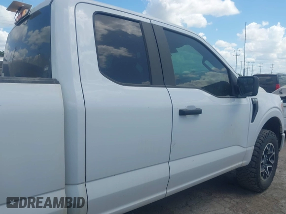 2022 Ford F-150 XL with VIN 1FTEX1EP8NKE11235, listed as a IAAI auction lot 42524567 with 86,647 mi miles and . Bid and sale history available at DreamBid. Image 13.