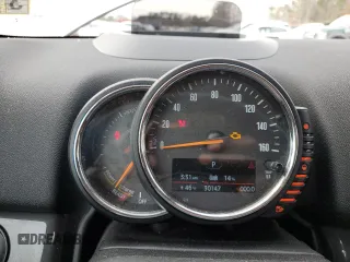 2018 MINI Countryman Cooper S E with VIN WMZYU7C41J3B86228, listed as a Copart auction lot 87400414 with 30,147 mi miles and Salvage Title. Bid and sale history available at carsss.com. Image 9.