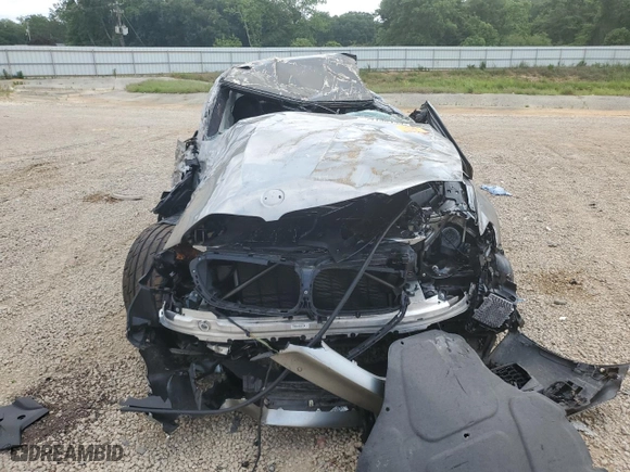 2019 BMW M5 with VIN WBSJF0C57KB447306, listed as a Copart auction lot 71837424 with 0 mi miles and Salvage Title. Bid and sale history available at carsss.com. Image 5.
