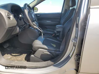 2017 Jeep Compass High Altitude with VIN 1C4NJCEA0HD147820, listed as a Copart auction lot 58565245 with 120,197 mi miles and Salvage title. Bid and sale history available at DreamBid. Image 7.
